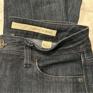 DKNY Size 4 Jeans